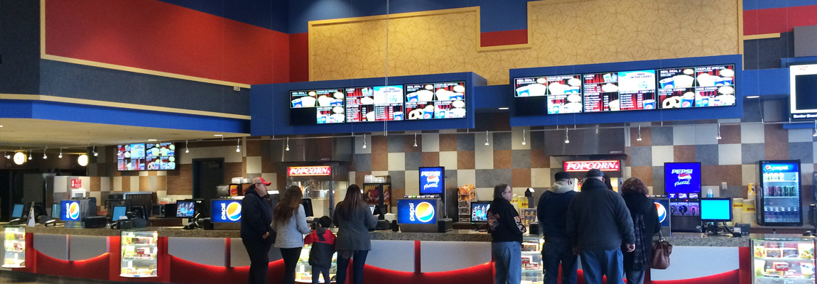 일리노이주 오스웨고의 켄달 11 GDX 단지를 개조한 켄달 11 GDX 단지에는 분주한 매장이 서 있습니다.