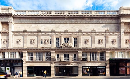 영국 영화 및 텔레비전 예술 아카데미 건물 외부 전경