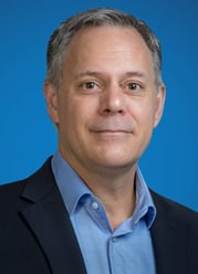 앤디 피어스의 헤드샷